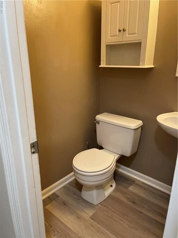 34 Roffman PL, Newport News, VA 23602