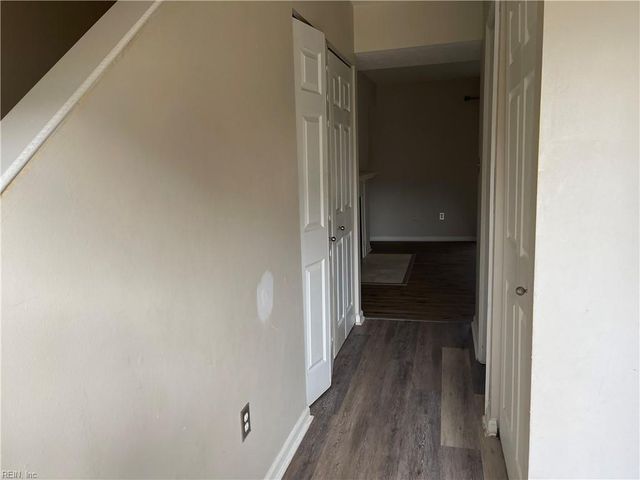 34 Roffman PL, Newport News, VA 23602