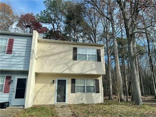 34 Roffman PL, Newport News, VA 23602