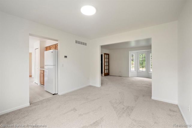 45846 Rockledge Drive, Plymouth, MI 48170