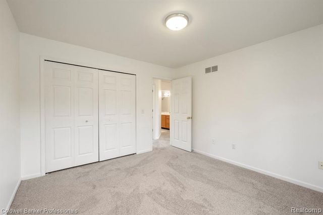 45846 Rockledge Drive, Plymouth, MI 48170