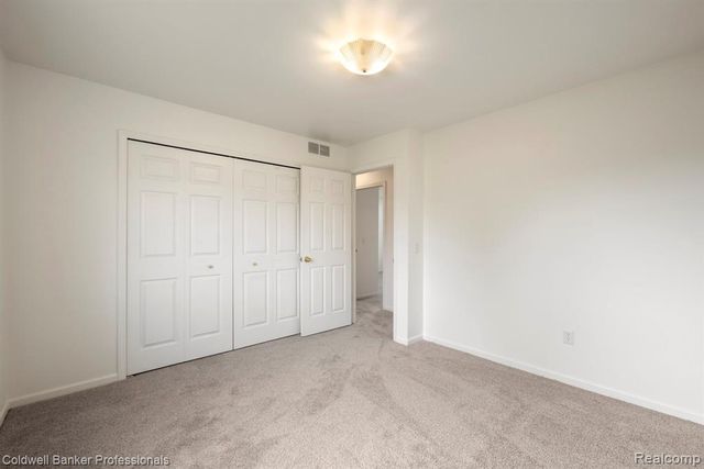 45846 Rockledge Drive, Plymouth, MI 48170