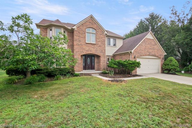 45846 Rockledge Drive, Plymouth, MI 48170