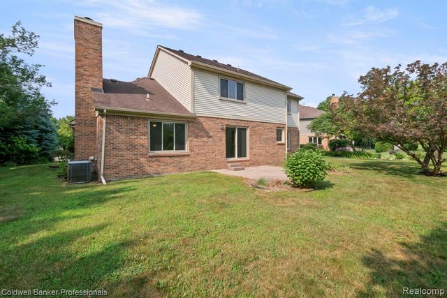 45846 Rockledge Drive, Plymouth, MI 48170