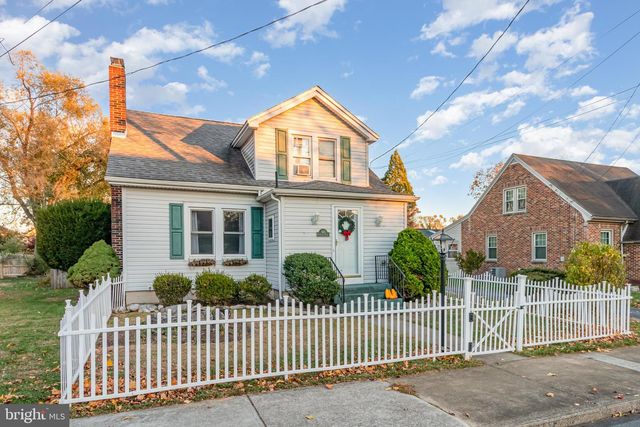 923 N COLLEGE ST, Carlisle, PA 17013