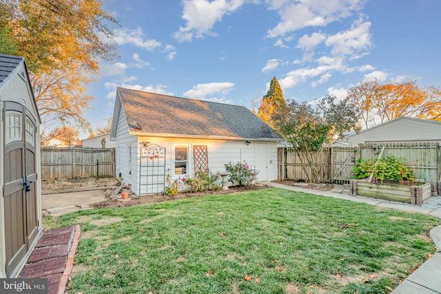 923 N COLLEGE ST, Carlisle, PA 17013