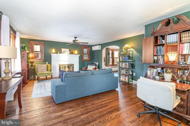 923 N COLLEGE ST, Carlisle, PA 17013