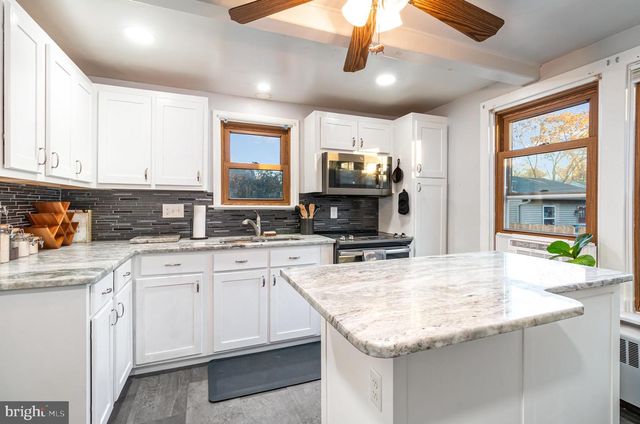 923 N COLLEGE ST, Carlisle, PA 17013