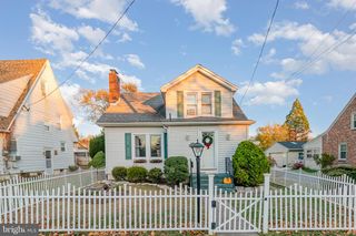 923 N COLLEGE ST, Carlisle, PA 17013