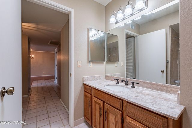 5528 N Camino Arenosa, Tucson, AZ 85718