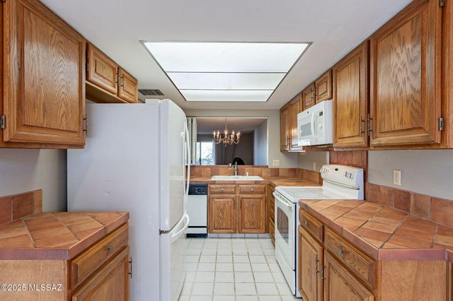 5528 N Camino Arenosa, Tucson, AZ 85718