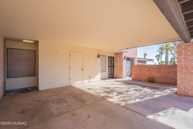 5528 N Camino Arenosa, Tucson, AZ 85718