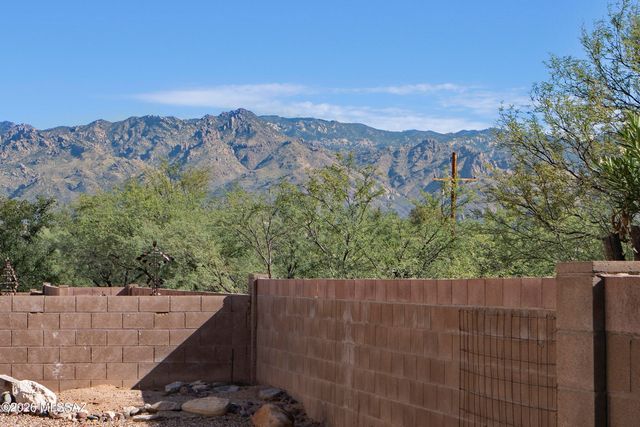 2622 N Avenue Valiente, Tucson, AZ 85715