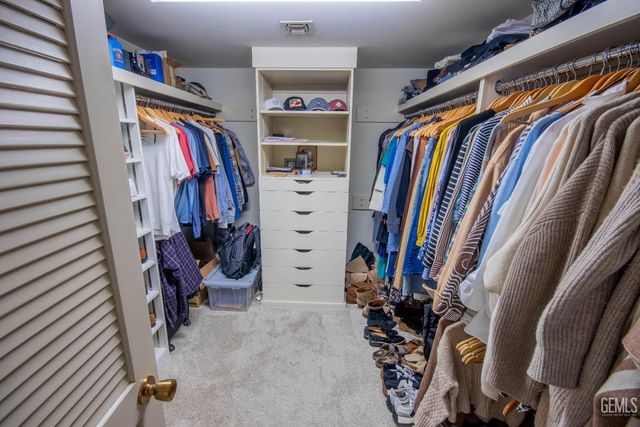 2221 Myrtle Street, Bakersfield, CA 93301