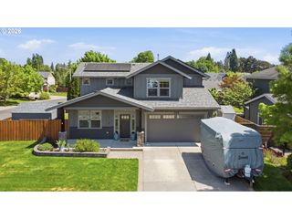 125 REDWOOD St, Yamhill, OR 97148
