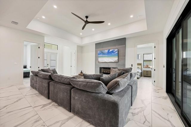 177 MEDALIST ROAD, Rotonda West, FL 33947