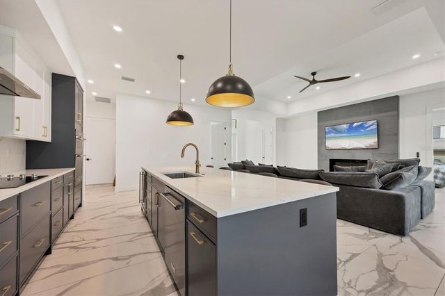 177 MEDALIST ROAD, Rotonda West, FL 33947