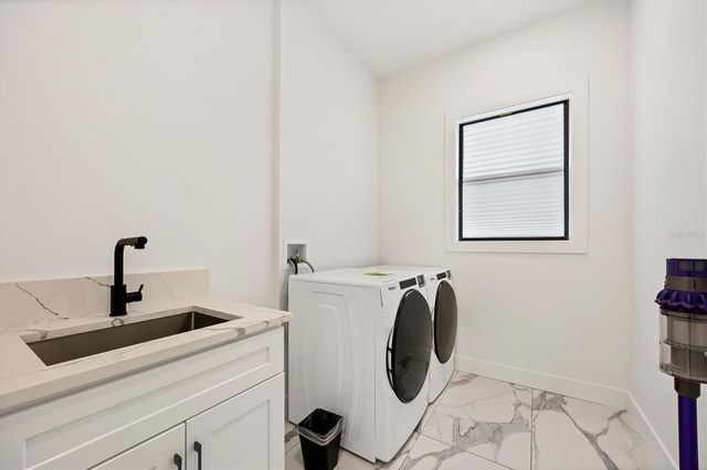 177 MEDALIST ROAD, Rotonda West, FL 33947