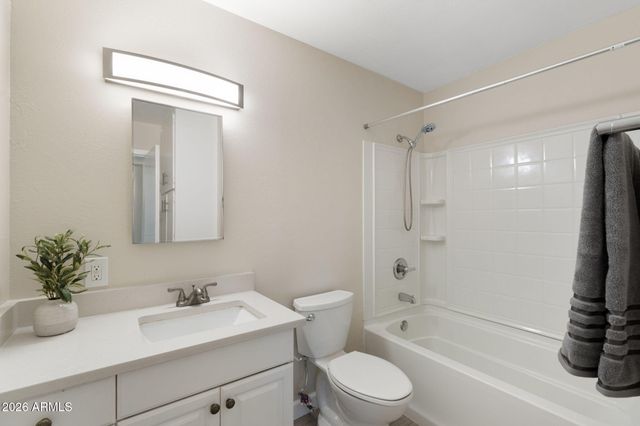 8513 E MARIPOSA Drive, Scottsdale, AZ 85251