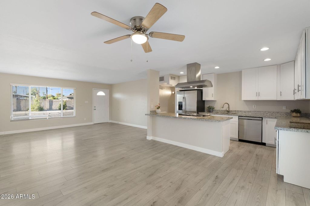 8513 E MARIPOSA Drive, Scottsdale, AZ 85251 — photo 2