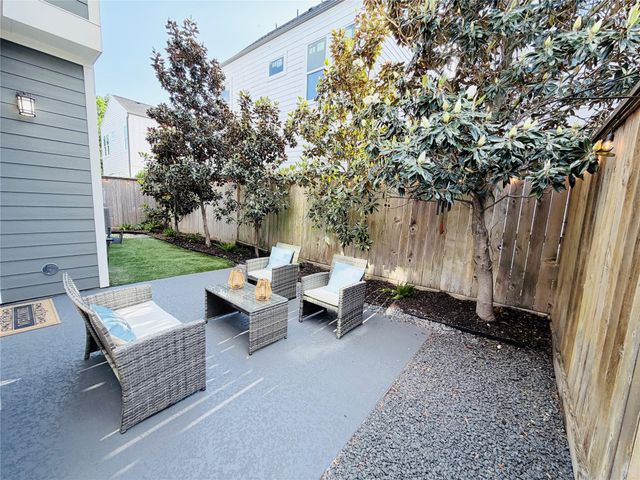 1809 Glory Hill Trail, Houston, TX 77080