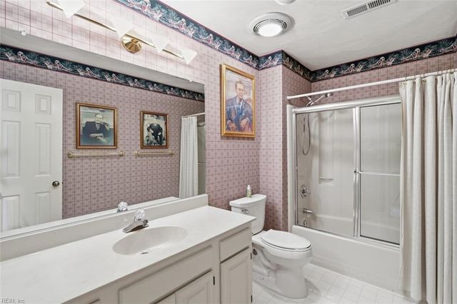 5256 Club Head RD, Virginia Beach, VA 23455