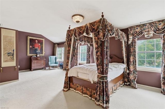 5256 Club Head RD, Virginia Beach, VA 23455