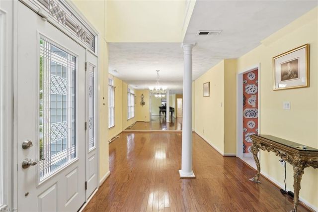 5256 Club Head RD, Virginia Beach, VA 23455