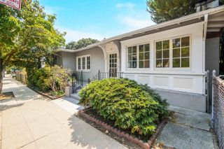 57 Entrada Ave, Oakland, CA 94611