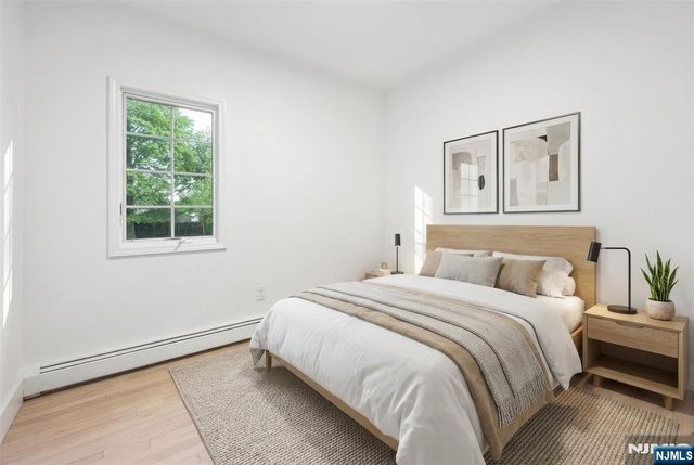 60 North Street, Elmwood Park, NJ 07407