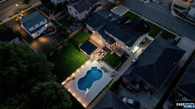 60 North Street, Elmwood Park, NJ 07407