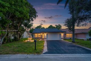 2828 NW 95th Avenue, Coral Springs, FL 33065
