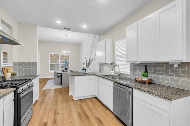 12341 N Chestnut Hills Drive, Conroe, TX 77303