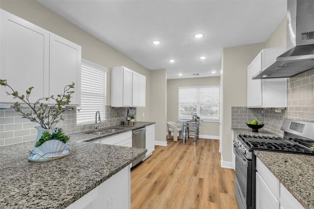 12341 N Chestnut Hills Drive, Conroe, TX 77303