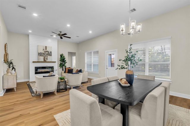 12341 N Chestnut Hills Drive, Conroe, TX 77303