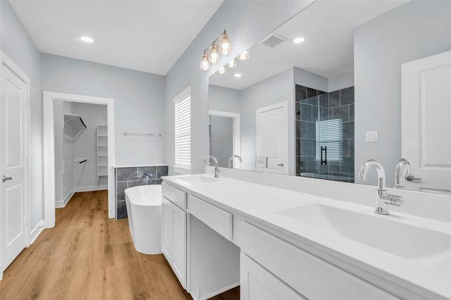 12341 N Chestnut Hills Drive, Conroe, TX 77303