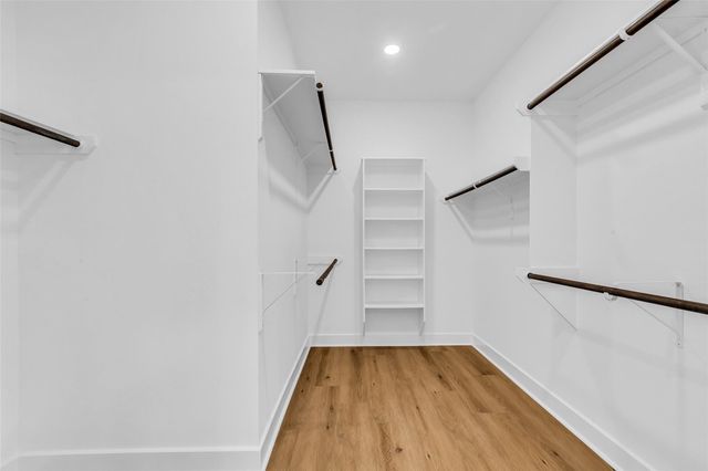 12341 N Chestnut Hills Drive, Conroe, TX 77303