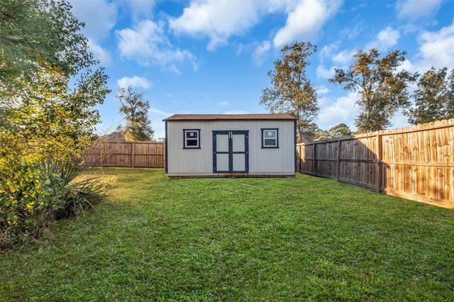 12341 N Chestnut Hills Drive, Conroe, TX 77303