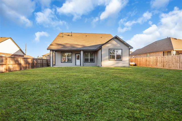 12341 N Chestnut Hills Drive, Conroe, TX 77303