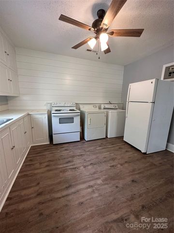 116 N Belvedere Avenue, Gastonia, NC 28054