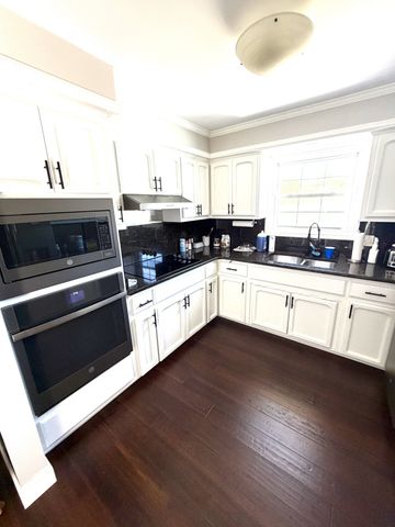 356 Lee Rd, Cottontown, TN 37048