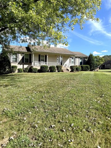 356 Lee Rd, Cottontown, TN 37048