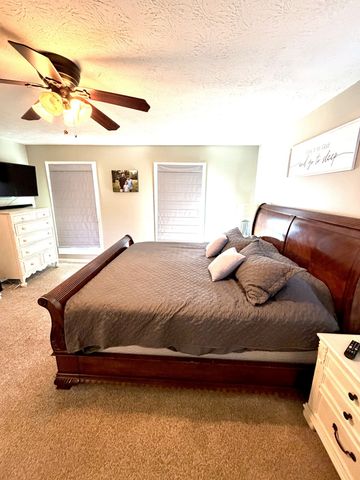 356 Lee Rd, Cottontown, TN 37048