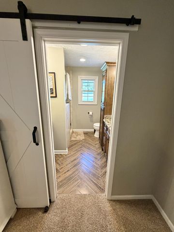 356 Lee Rd, Cottontown, TN 37048