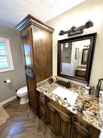 356 Lee Rd, Cottontown, TN 37048
