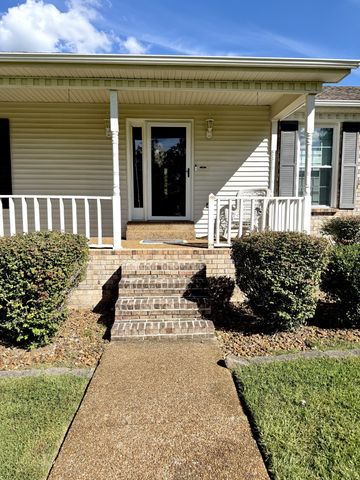 356 Lee Rd, Cottontown, TN 37048