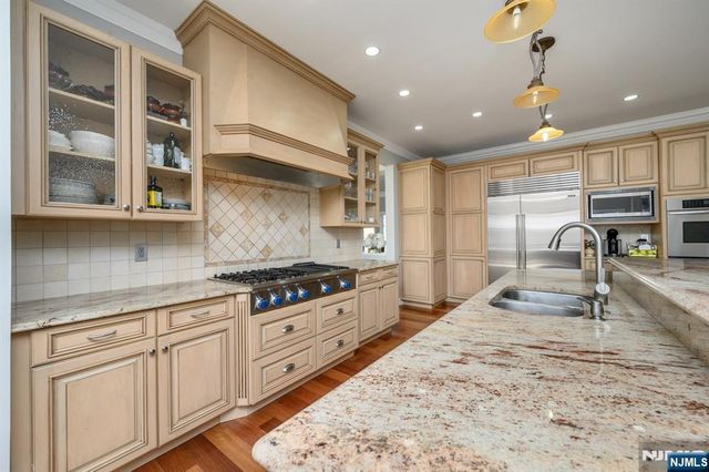 47 Wilson Avenue, Woodland Park, NJ 07424