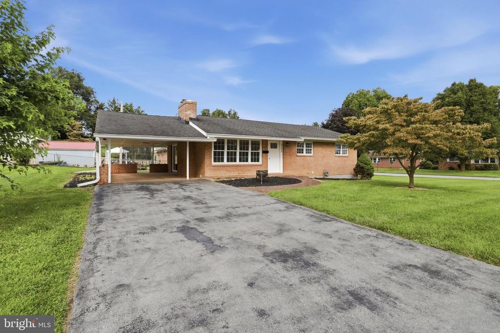 11524 GREENBERRY, Hagerstown, MD 21740