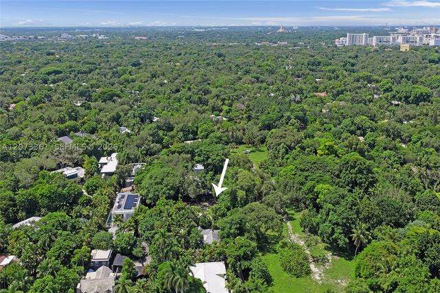3625 N Bay Homes Dr, Miami, FL 33133