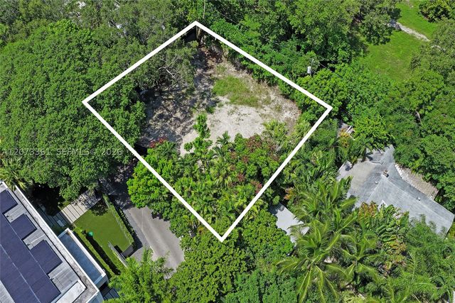 3625 N Bay Homes Dr, Miami, FL 33133